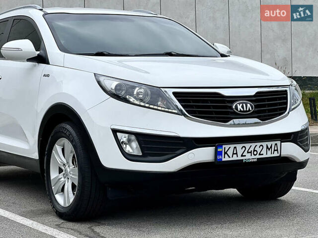 Белый Киа Sportage, объемом двигателя 2 л и пробегом 170 тыс. км за 15300 $, фото 15 на Automoto.ua