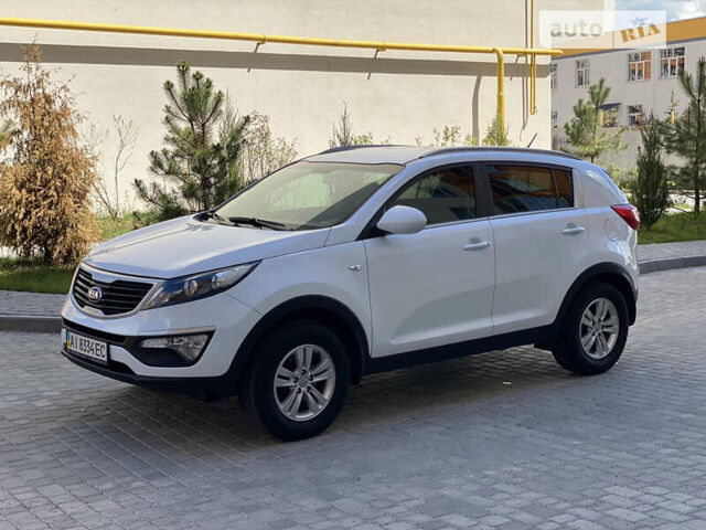 Белый Киа Sportage, объемом двигателя 1.7 л и пробегом 127 тыс. км за 14400 $, фото 12 на Automoto.ua