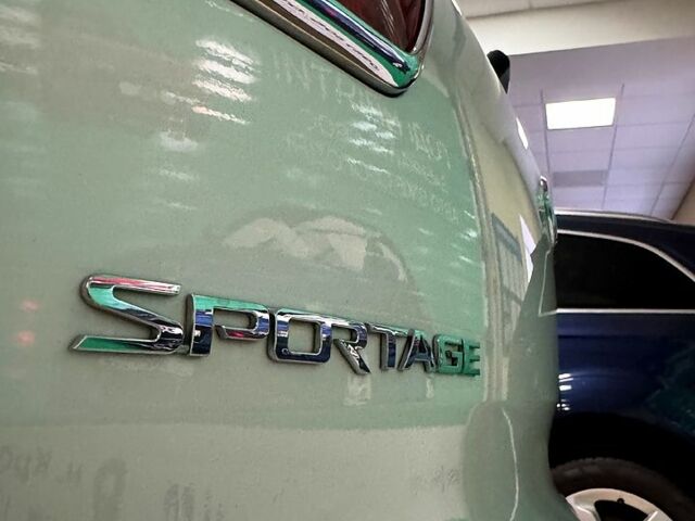 Белый Киа Sportage, объемом двигателя 2.4 л и пробегом 118 тыс. км за 11500 $, фото 2 на Automoto.ua