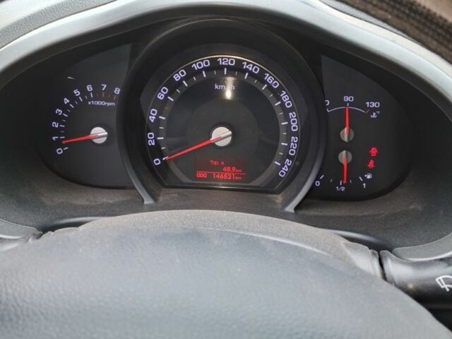 Белый Киа Sportage, объемом двигателя 2 л и пробегом 152 тыс. км за 13150 $, фото 3 на Automoto.ua