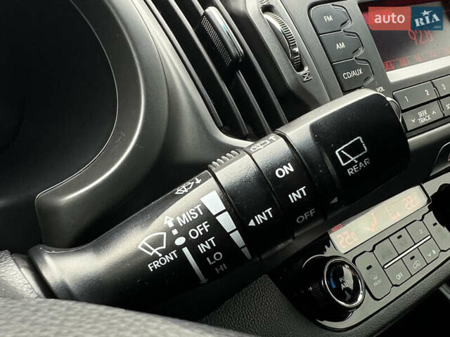 Белый Киа Sportage, объемом двигателя 2 л и пробегом 170 тыс. км за 15300 $, фото 52 на Automoto.ua