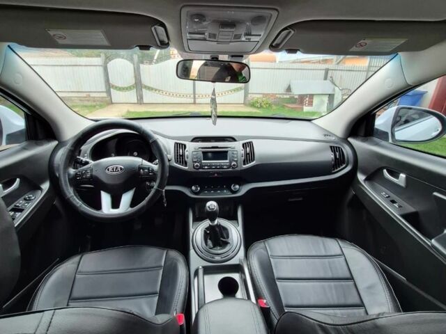 Білий Кіа Sportage, об'ємом двигуна 1.7 л та пробігом 98 тис. км за 13300 $, фото 1 на Automoto.ua