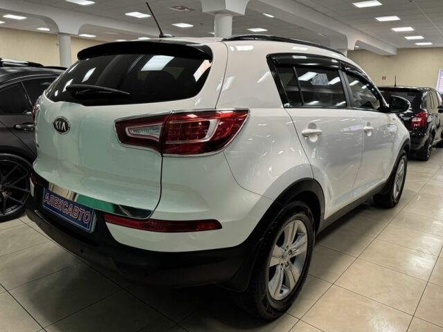 Белый Киа Sportage, объемом двигателя 2.4 л и пробегом 118 тыс. км за 11500 $, фото 6 на Automoto.ua