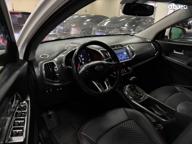 Белый Киа Sportage, объемом двигателя 0 л и пробегом 118 тыс. км за 11500 $, фото 8 на Automoto.ua