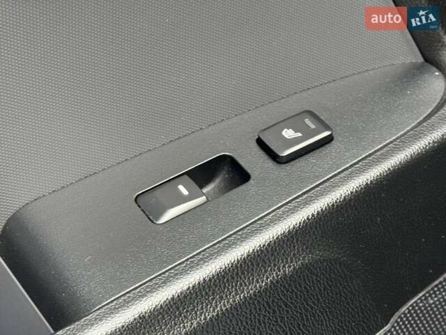 Білий Кіа Sportage, об'ємом двигуна 1.69 л та пробігом 194 тис. км за 10995 $, фото 29 на Automoto.ua