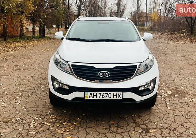 Белый Киа Sportage, объемом двигателя 2 л и пробегом 127 тыс. км за 11900 $, фото 4 на Automoto.ua