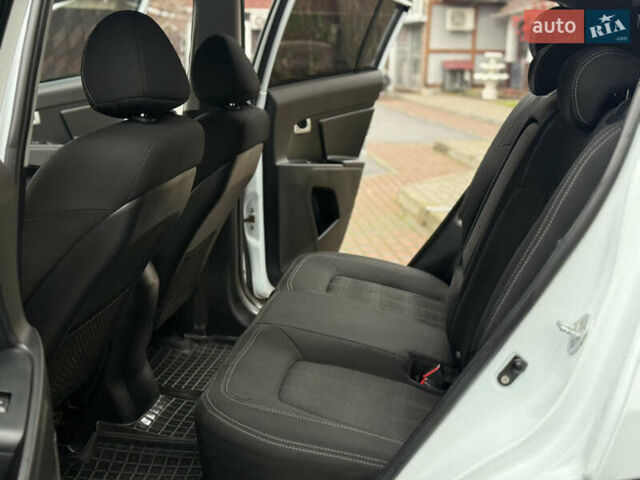 Білий Кіа Sportage, об'ємом двигуна 1.7 л та пробігом 98 тис. км за 13950 $, фото 66 на Automoto.ua