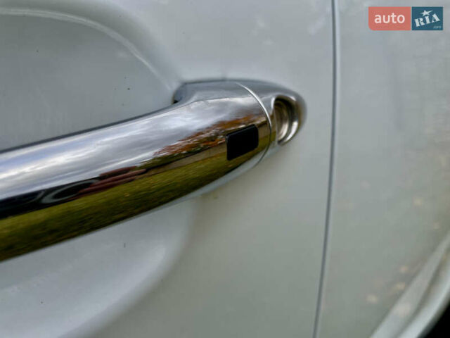 Белый Киа Sportage, объемом двигателя 2 л и пробегом 129 тыс. км за 15900 $, фото 10 на Automoto.ua