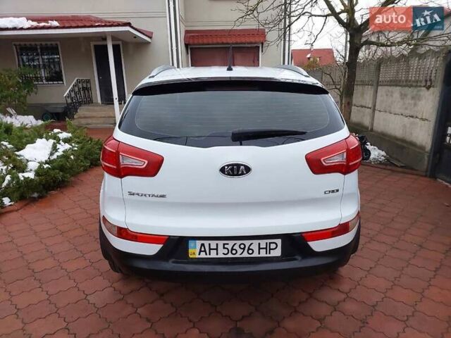 Белый Киа Sportage, объемом двигателя 1.69 л и пробегом 170 тыс. км за 11999 $, фото 4 на Automoto.ua