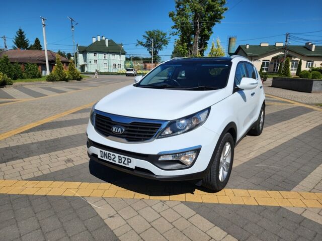 Белый Киа Sportage, объемом двигателя 1.7 л и пробегом 149 тыс. км за 4282 $, фото 5 на Automoto.ua