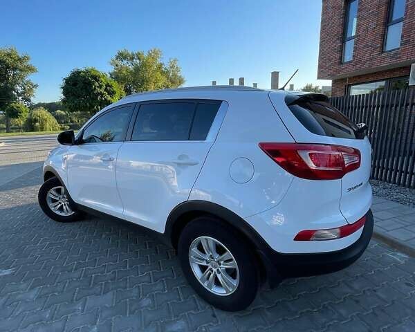 Белый Киа Sportage, объемом двигателя 1.69 л и пробегом 205 тыс. км за 11500 $, фото 27 на Automoto.ua