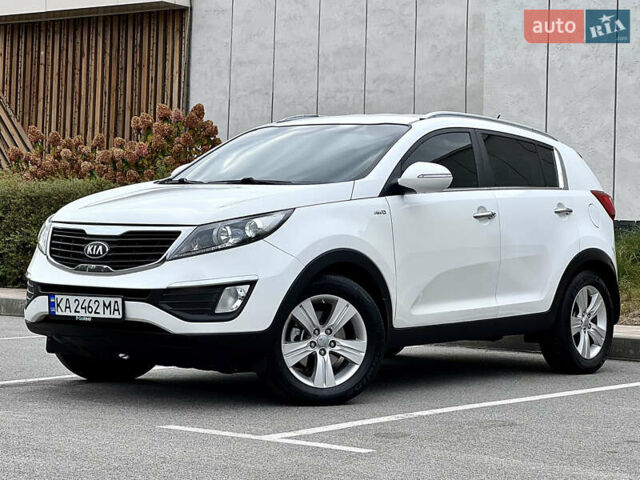 Белый Киа Sportage, объемом двигателя 2 л и пробегом 170 тыс. км за 15300 $, фото 4 на Automoto.ua