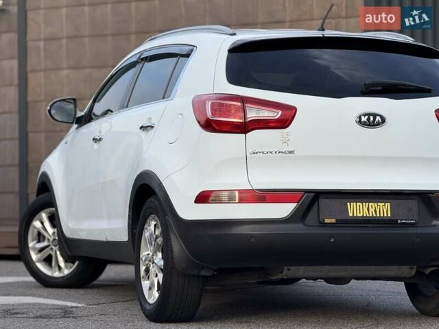 Белый Киа Sportage, объемом двигателя 2 л и пробегом 161 тыс. км за 10900 $, фото 15 на Automoto.ua
