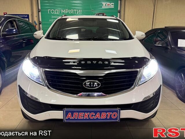 Белый Киа Sportage, объемом двигателя 2.4 л и пробегом 118 тыс. км за 11500 $, фото 7 на Automoto.ua