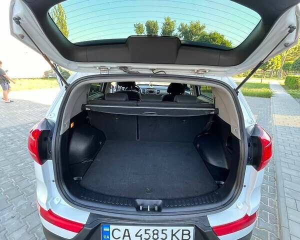 Белый Киа Sportage, объемом двигателя 1.69 л и пробегом 205 тыс. км за 11500 $, фото 15 на Automoto.ua
