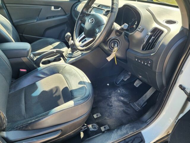 Белый Киа Sportage, объемом двигателя 1.7 л и пробегом 149 тыс. км за 4282 $, фото 15 на Automoto.ua