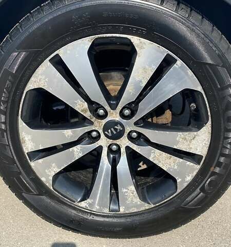 Белый Киа Sportage, объемом двигателя 2 л и пробегом 129 тыс. км за 15000 $, фото 7 на Automoto.ua