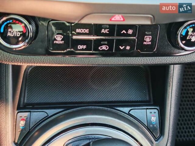 Белый Киа Sportage, объемом двигателя 0 л и пробегом 195 тыс. км за 15300 $, фото 26 на Automoto.ua