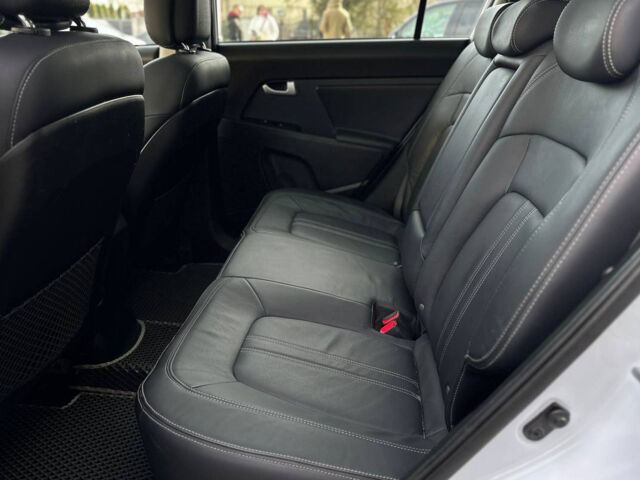 Белый Киа Sportage, объемом двигателя 1.6 л и пробегом 133 тыс. км за 15500 $, фото 23 на Automoto.ua