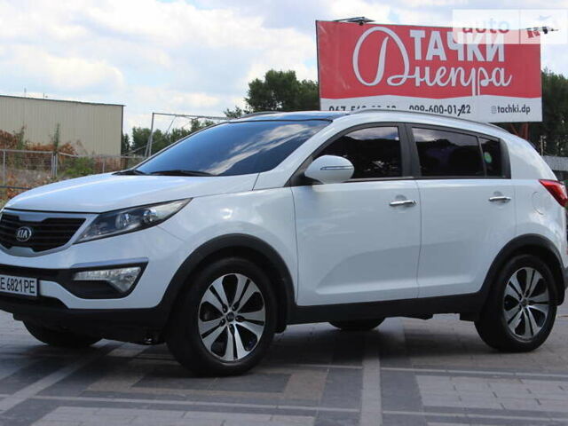 Білий Кіа Sportage, об'ємом двигуна 2 л та пробігом 200 тис. км за 14999 $, фото 1 на Automoto.ua