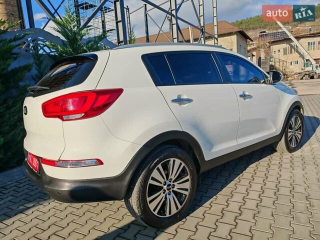 Белый Киа Sportage, объемом двигателя 0 л и пробегом 195 тыс. км за 15300 $, фото 59 на Automoto.ua