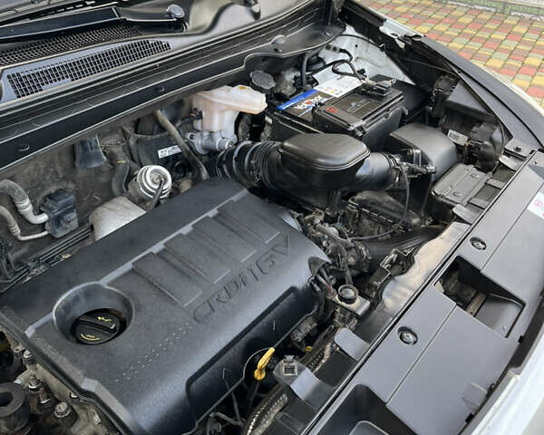 Кіа Sportage 2013 у Запоріжжя на Automoto.ua Білий Кіа Sportage, об'ємом двигуна 1.7 л та пробігом 163 тис. км за 12850 $, фото 42 на Automoto.ua