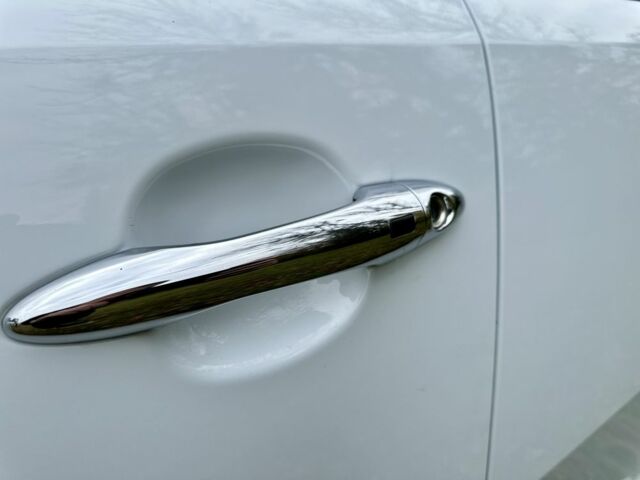 Белый Киа Sportage, объемом двигателя 1.7 л и пробегом 195 тыс. км за 12999 $, фото 4 на Automoto.ua