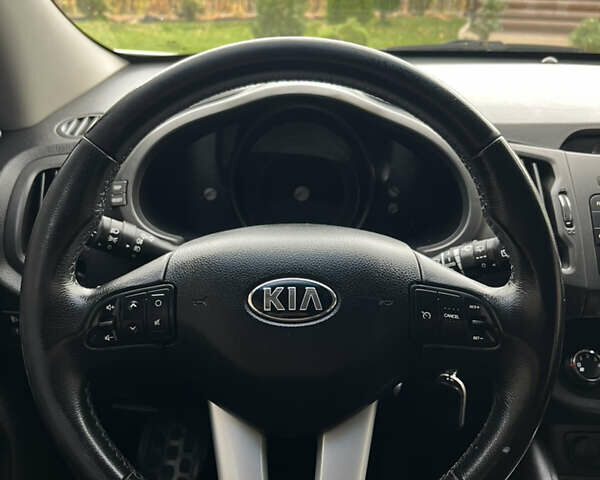 Кіа Sportage 2013 у Запоріжжя на Automoto.ua Білий Кіа Sportage, об'ємом двигуна 1.7 л та пробігом 163 тис. км за 12850 $, фото 64 на Automoto.ua
