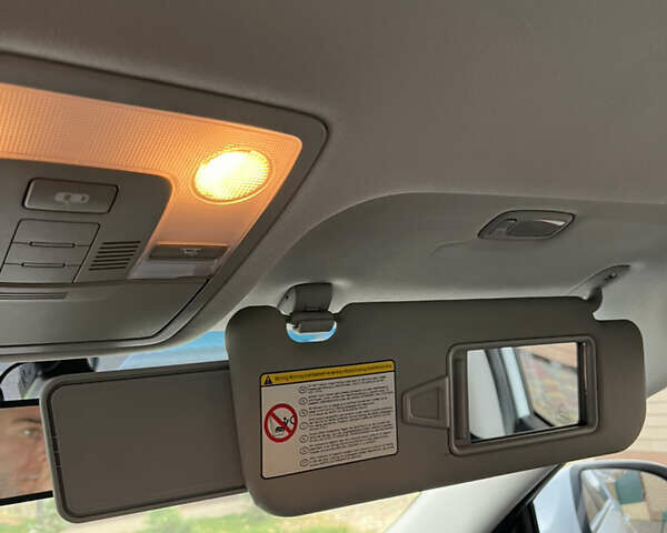 Кіа Sportage 2013 у Запоріжжя на Automoto.ua Білий Кіа Sportage, об'ємом двигуна 1.7 л та пробігом 163 тис. км за 12850 $, фото 76 на Automoto.ua