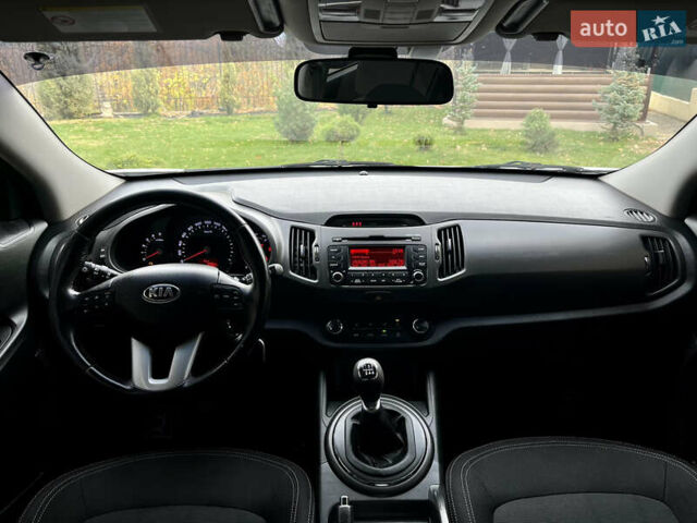 Кіа Sportage 2013 у Запоріжжя на Automoto.ua Білий Кіа Sportage, об'ємом двигуна 1.7 л та пробігом 163 тис. км за 12850 $, фото 68 на Automoto.ua