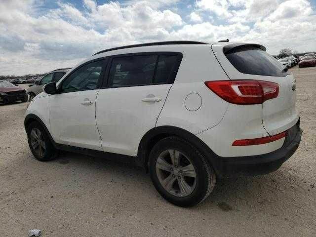 Белый Киа Sportage, объемом двигателя 0 л и пробегом 153 тыс. км за 1600 $, фото 1 на Automoto.ua