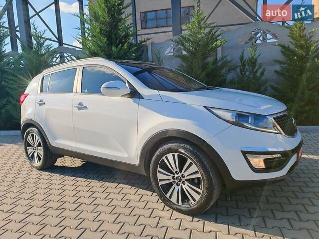 Белый Киа Sportage, объемом двигателя 0 л и пробегом 195 тыс. км за 15300 $, фото 63 на Automoto.ua
