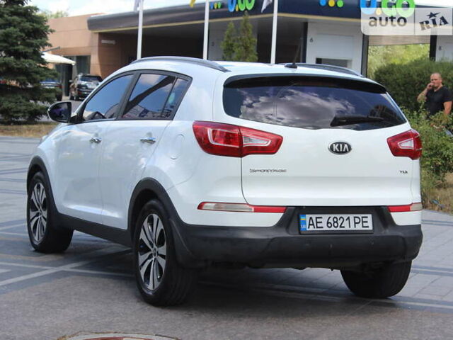 Білий Кіа Sportage, об'ємом двигуна 2 л та пробігом 200 тис. км за 14999 $, фото 10 на Automoto.ua