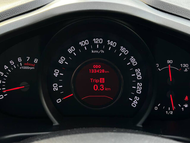 Белый Киа Sportage, объемом двигателя 1.6 л и пробегом 133 тыс. км за 15500 $, фото 13 на Automoto.ua