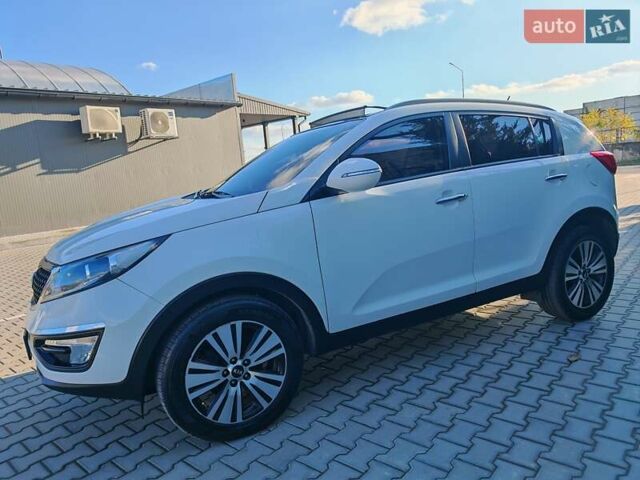 Белый Киа Sportage, объемом двигателя 0 л и пробегом 195 тыс. км за 15300 $, фото 9 на Automoto.ua