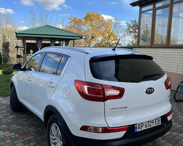 Кіа Sportage 2013 у Запоріжжя на Automoto.ua Білий Кіа Sportage, об'ємом двигуна 1.7 л та пробігом 163 тис. км за 12850 $, фото 15 на Automoto.ua