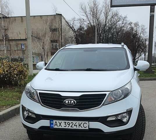 Білий Кіа Sportage, об'ємом двигуна 2 л та пробігом 102 тис. км за 14700 $, фото 1 на Automoto.ua