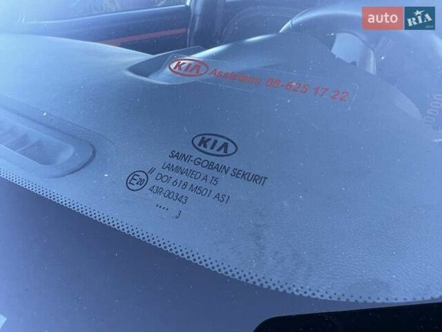 Білий Кіа Sportage, об'ємом двигуна 2 л та пробігом 223 тис. км за 14950 $, фото 70 на Automoto.ua