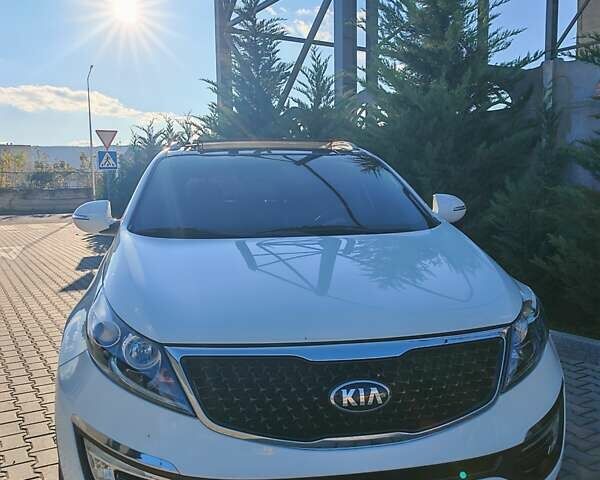 Белый Киа Sportage, объемом двигателя 0 л и пробегом 195 тыс. км за 15300 $, фото 1 на Automoto.ua