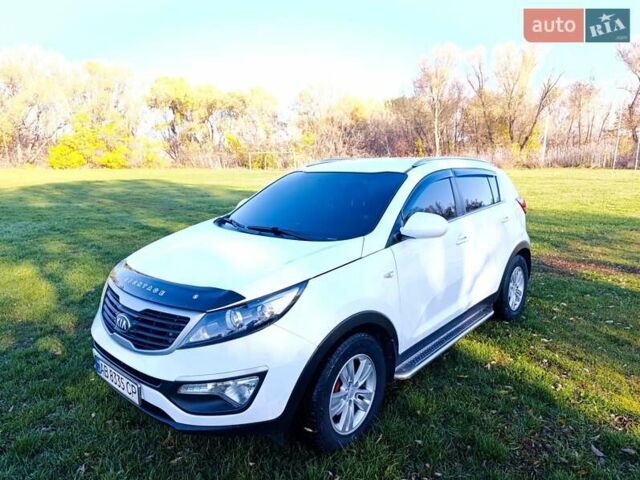 Белый Киа Sportage, объемом двигателя 1.69 л и пробегом 202 тыс. км за 13900 $, фото 1 на Automoto.ua