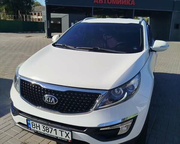 Белый Киа Sportage, объемом двигателя 2 л и пробегом 198 тыс. км за 14200 $, фото 10 на Automoto.ua