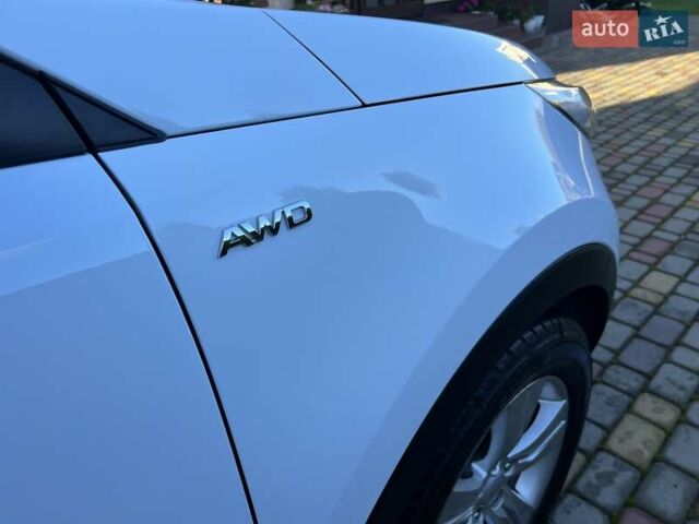 Білий Кіа Sportage, об'ємом двигуна 2 л та пробігом 223 тис. км за 14950 $, фото 26 на Automoto.ua