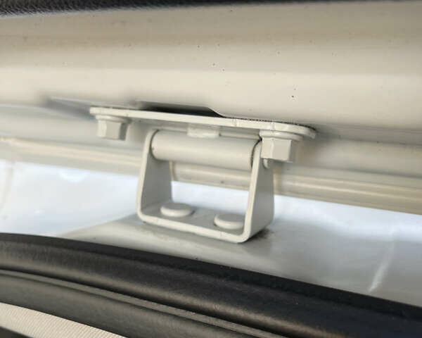 Кіа Sportage 2013 у Запоріжжя на Automoto.ua Білий Кіа Sportage, об'ємом двигуна 1.7 л та пробігом 163 тис. км за 12850 $, фото 60 на Automoto.ua