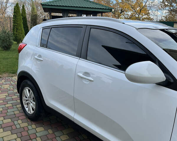 Кіа Sportage 2013 у Запоріжжя на Automoto.ua Білий Кіа Sportage, об'ємом двигуна 1.7 л та пробігом 163 тис. км за 12850 $, фото 41 на Automoto.ua