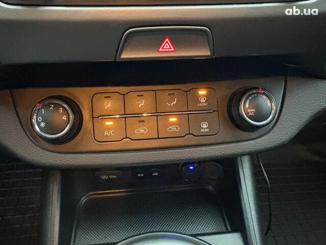 Белый Киа Sportage, объемом двигателя 2 л и пробегом 127 тыс. км за 14690 $, фото 25 на Automoto.ua