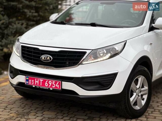 Белый Киа Sportage, объемом двигателя 1.7 л и пробегом 232 тыс. км за 14500 $, фото 14 на Automoto.ua