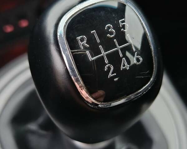 Білий Кіа Sportage, об'ємом двигуна 1.69 л та пробігом 230 тис. км за 14440 $, фото 42 на Automoto.ua