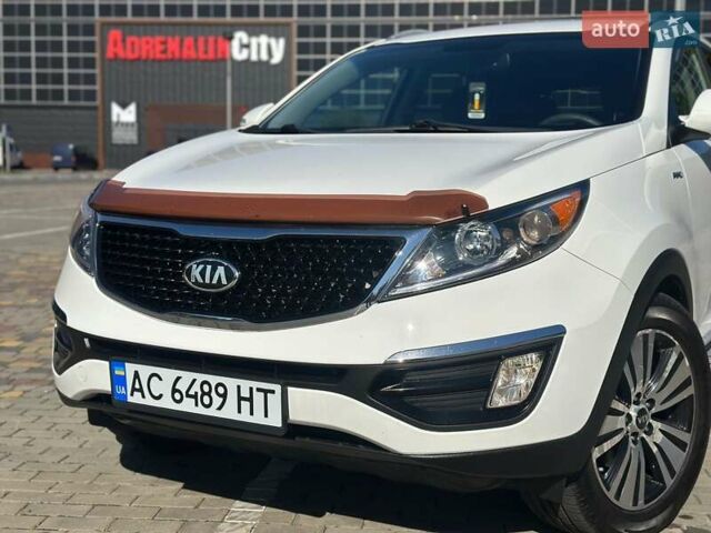 Белый Киа Sportage, объемом двигателя 2.36 л и пробегом 230 тыс. км за 11450 $, фото 6 на Automoto.ua