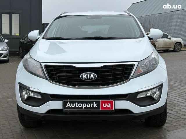 Белый Киа Sportage, объемом двигателя 2 л и пробегом 127 тыс. км за 14690 $, фото 1 на Automoto.ua