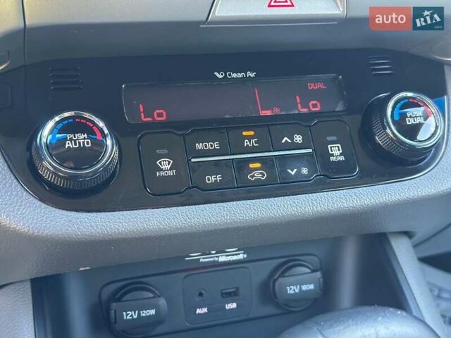 Белый Киа Sportage, объемом двигателя 2.36 л и пробегом 230 тыс. км за 11450 $, фото 22 на Automoto.ua